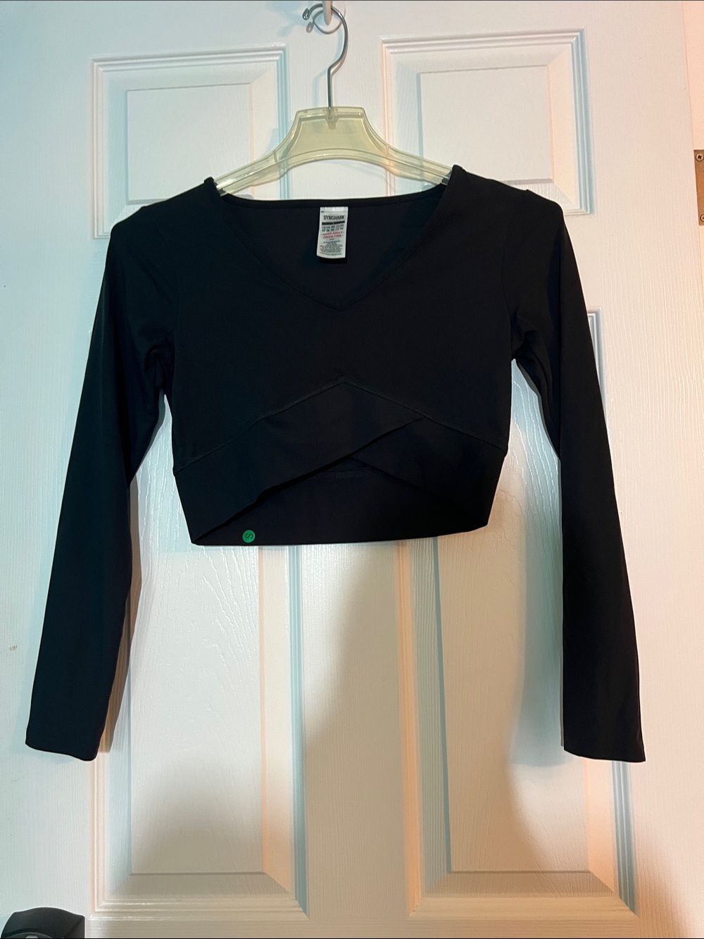 Gymshark Black Long-Sleeve Cropped V-Neck Performance Top